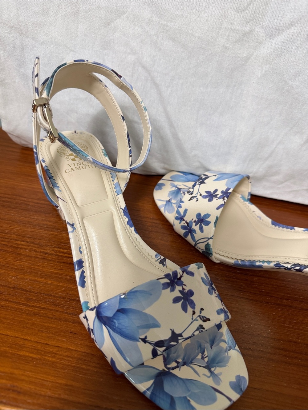 Vince Camuto Blue and White Floral Block Heel Sandals - Picture 2 of 5